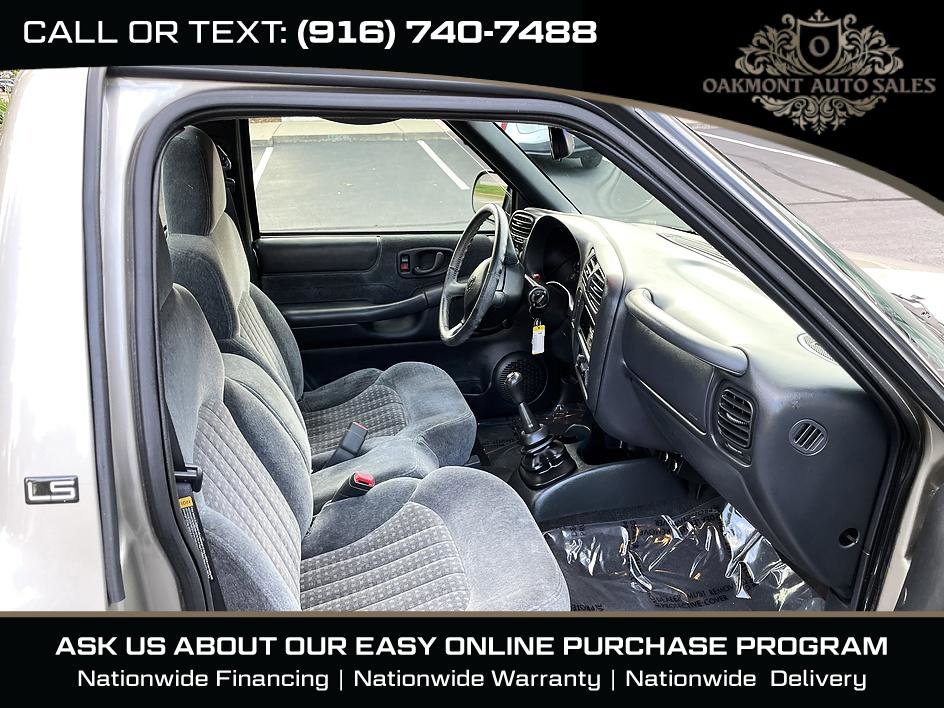 Used 1999 Chevrolet S10 Pickup LS w/ Preferred Equipment Group RWD image 11