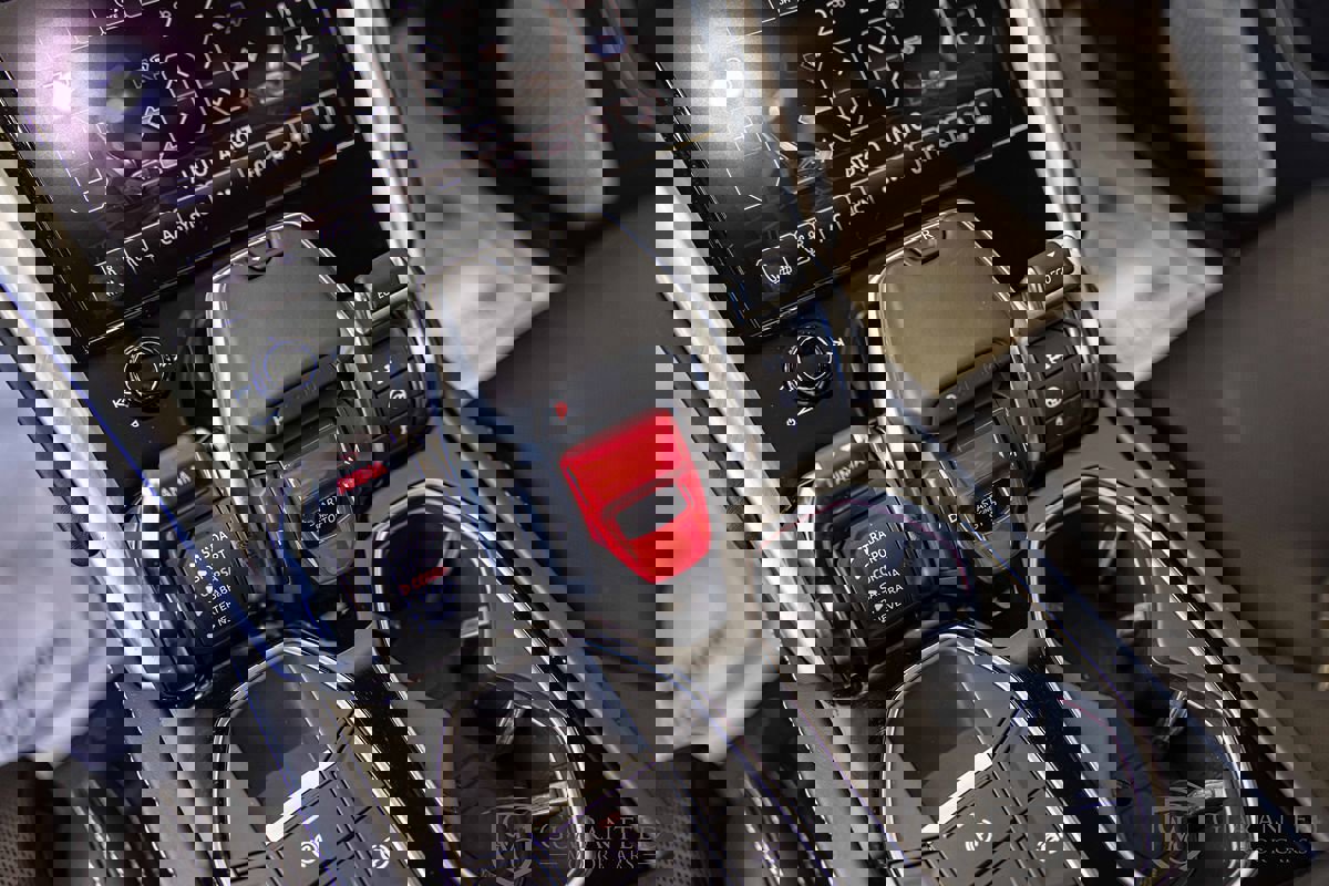 Used 2020 Lamborghini Urus image 28