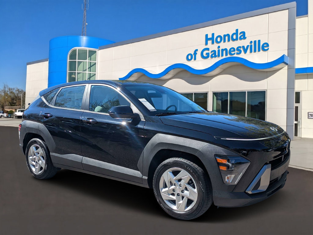 Used 2025 Hyundai Kona SE