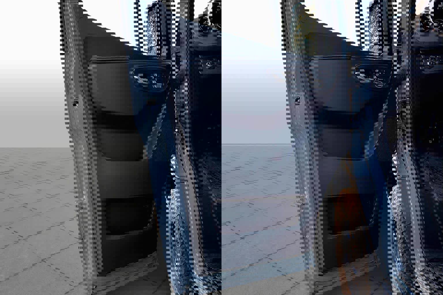 Used 2021 Mercedes-Benz Sprinter 2500 image 22