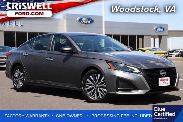 Used 2025 Nissan Altima 2.5 SV FWD image 1