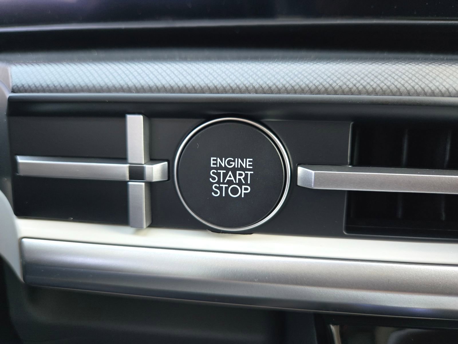 New 2026 Hyundai Santa Fe SEL image 14