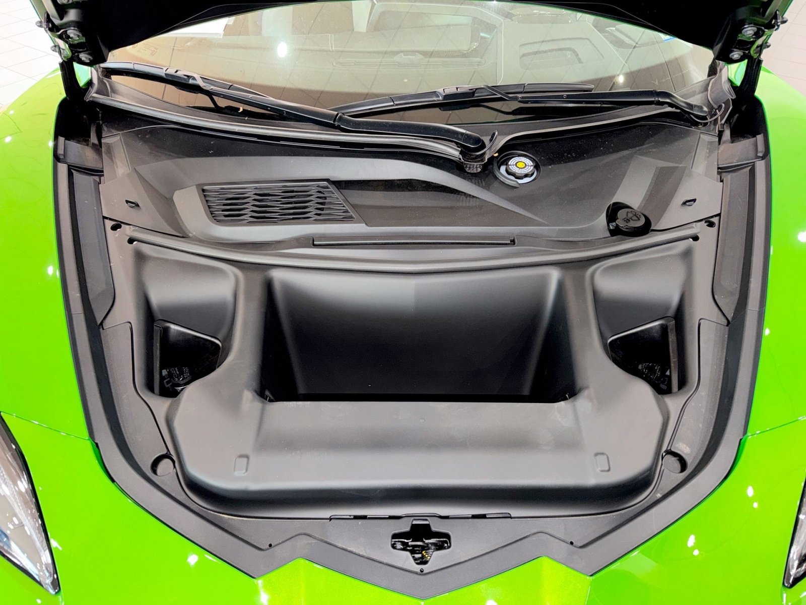 New 2026 Chevrolet Corvette ZR1 w/ ZR1 Carbon Fiber Aero Package image 24