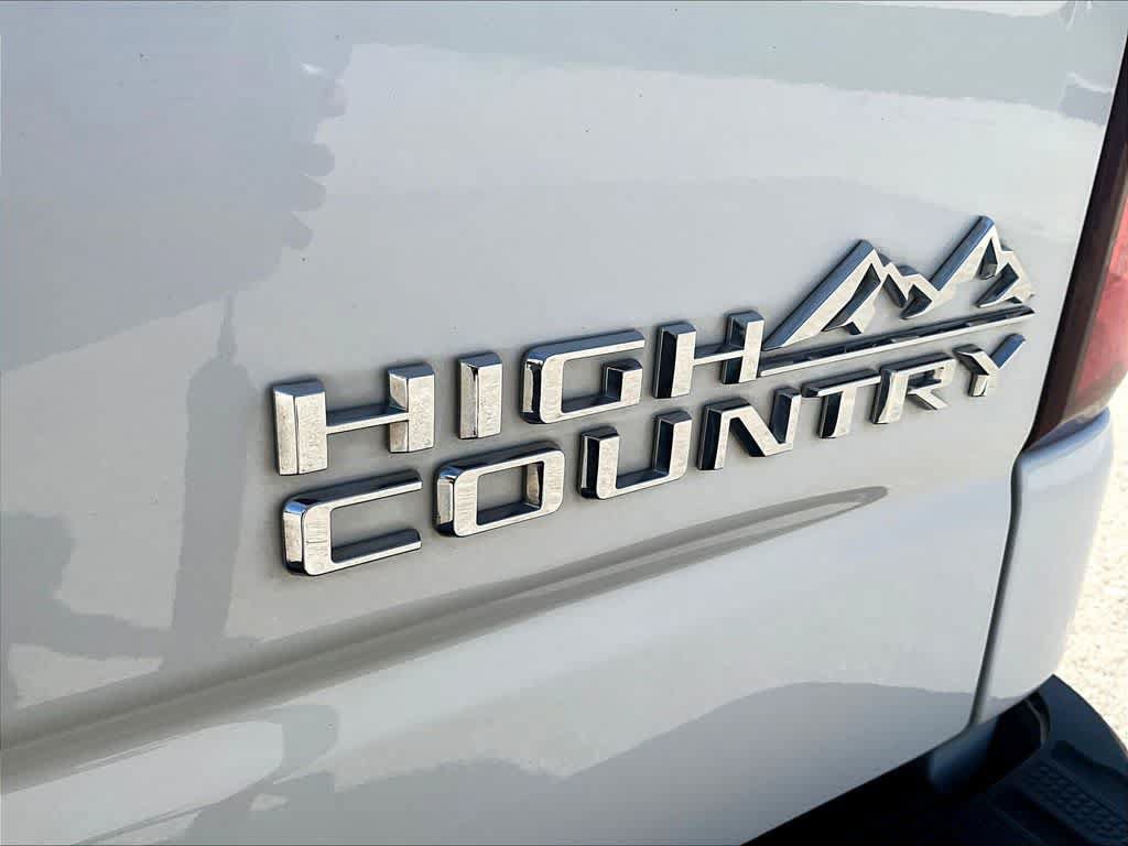 Used 2021 Chevrolet Silverado 1500 High Country AWD/4WD image 25