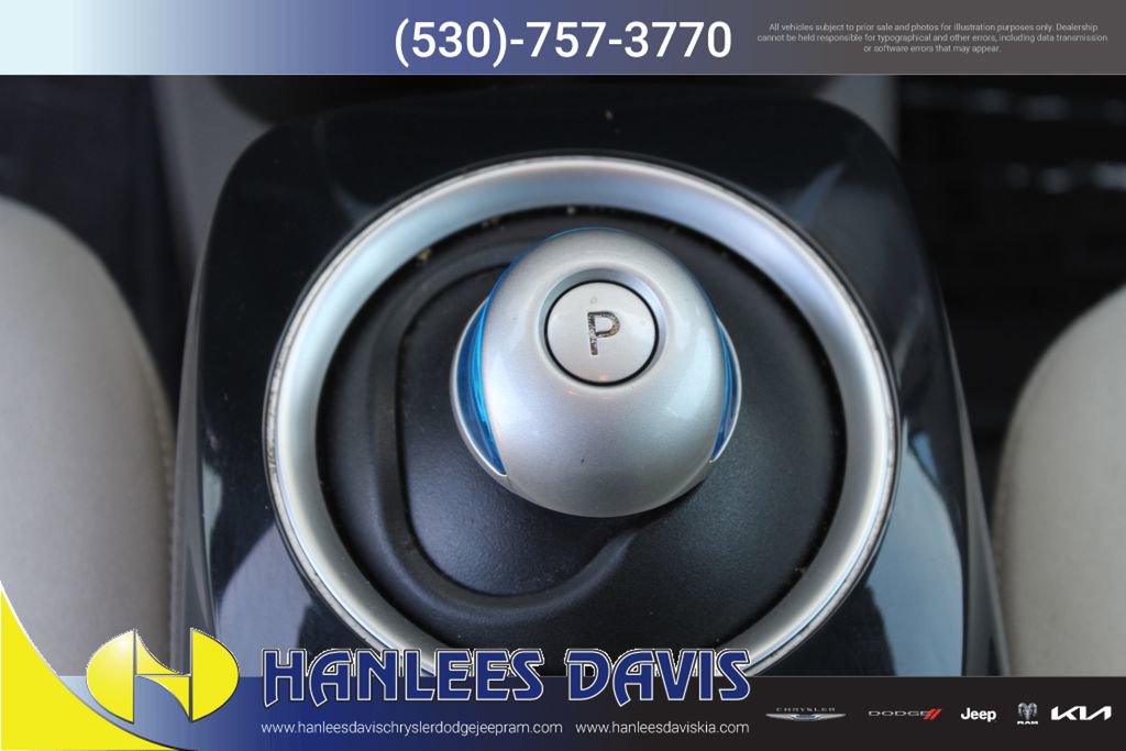 Used 2012 Nissan Leaf SV FWD image 18
