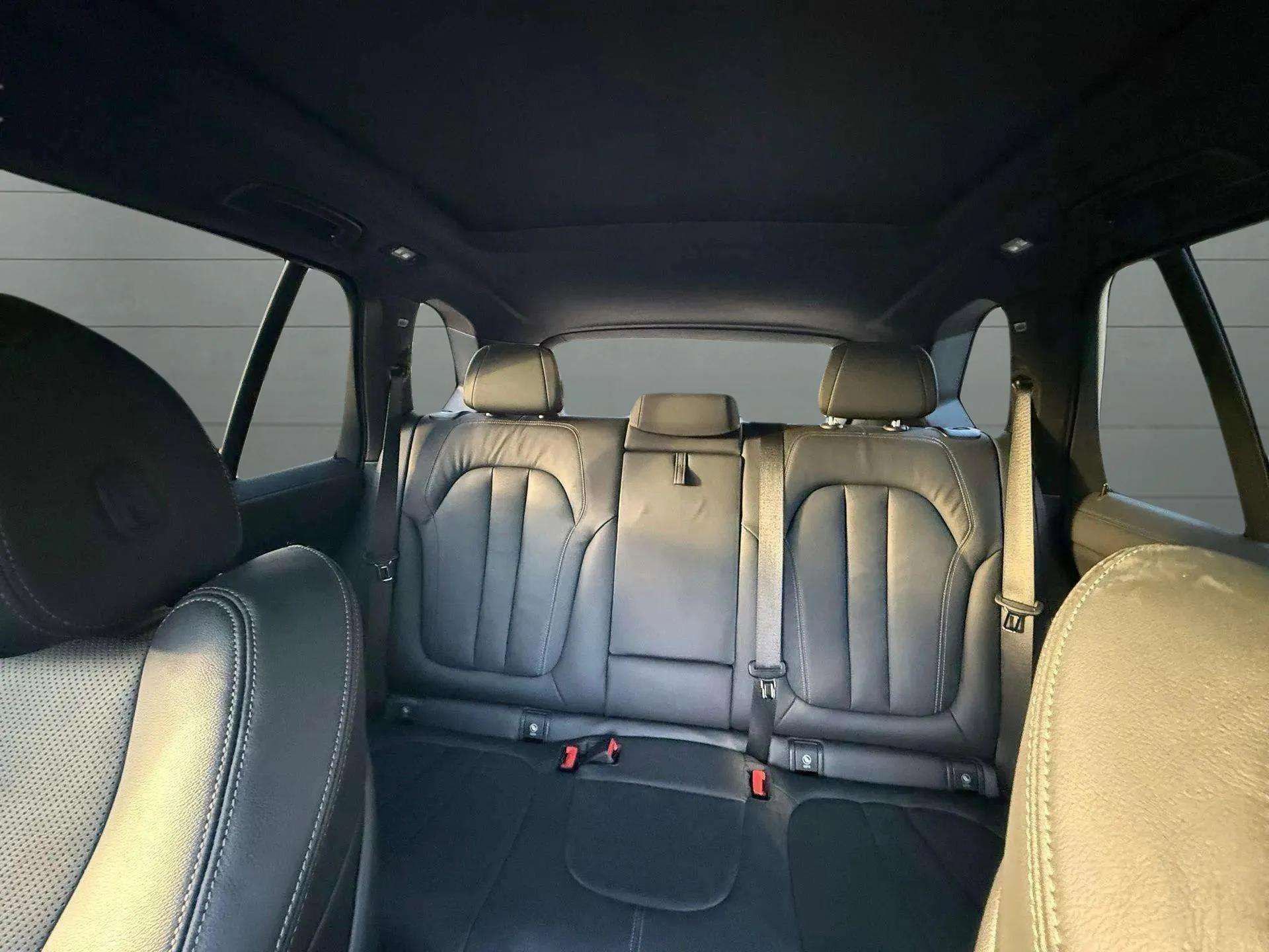 Used 2022 BMW X5 xDrive45e w/ Climate Comfort Package image 39