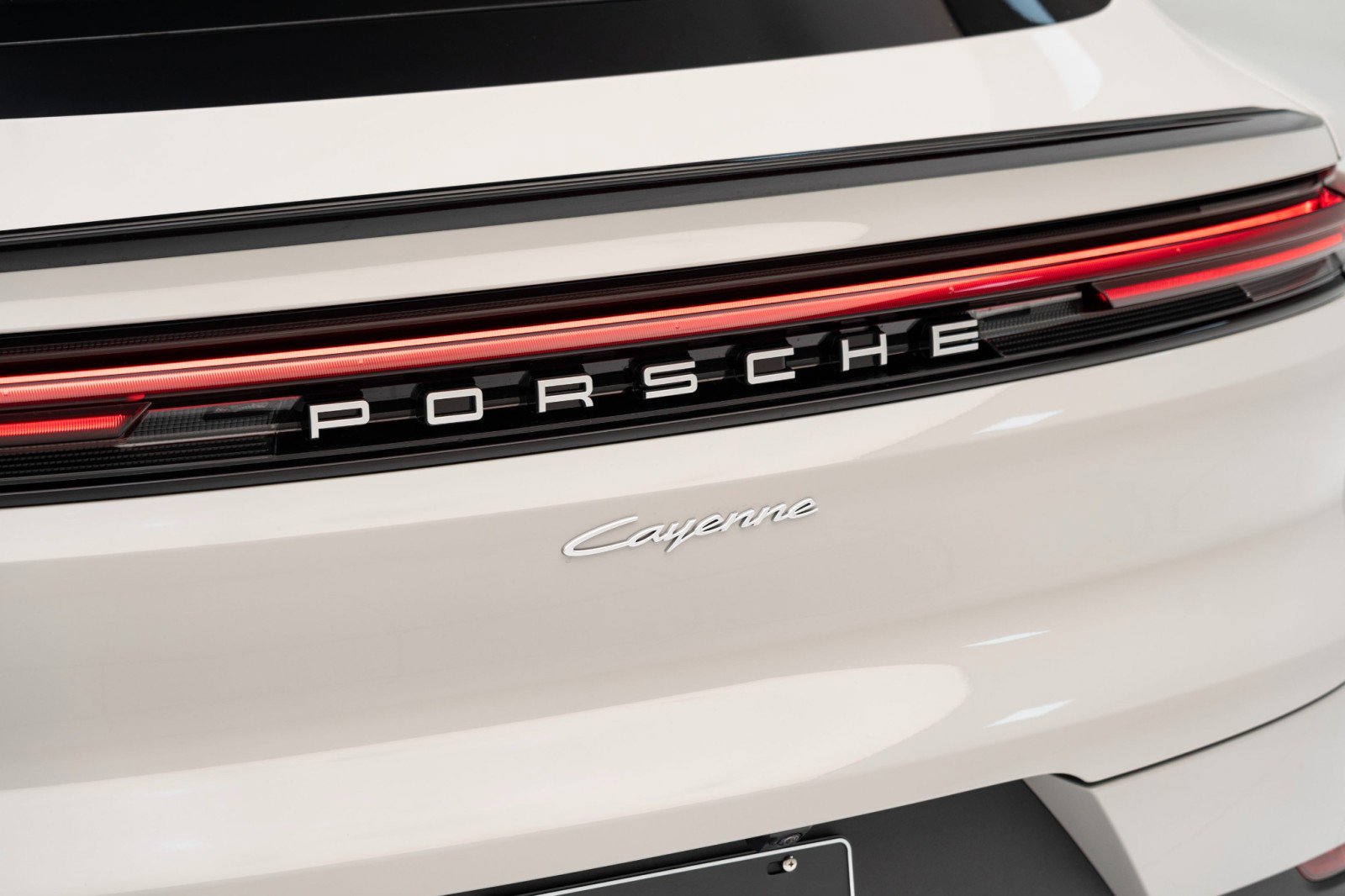 New 2026 Porsche Cayenne Coupe image 13