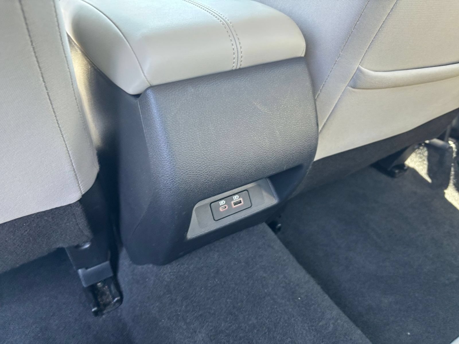 Used 2025 Nissan Altima 2.5 SV FWD image 23