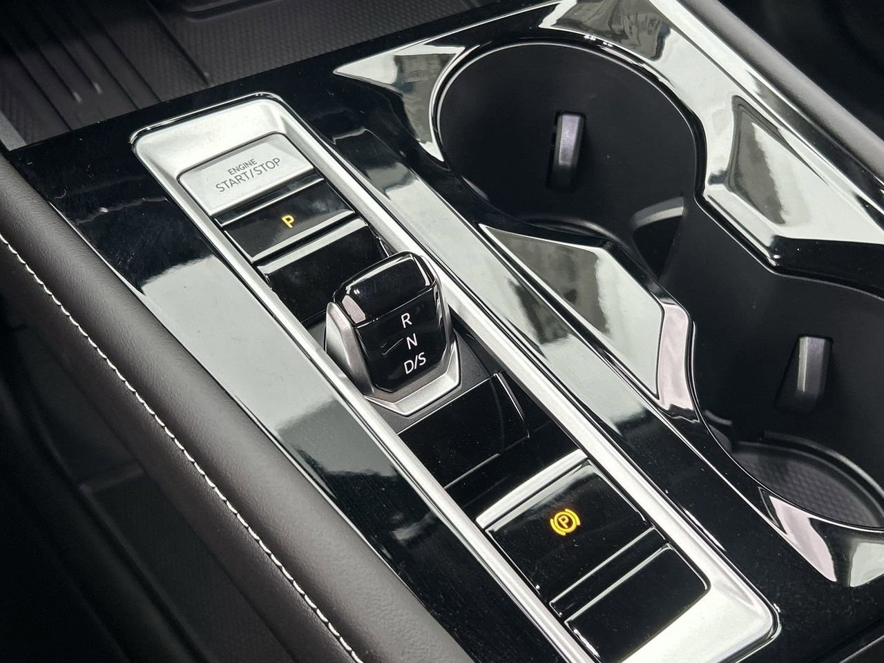 New 2026 Volkswagen Atlas SE image 26