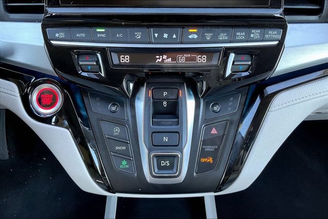 Used 2025 Honda Odyssey Touring image 17