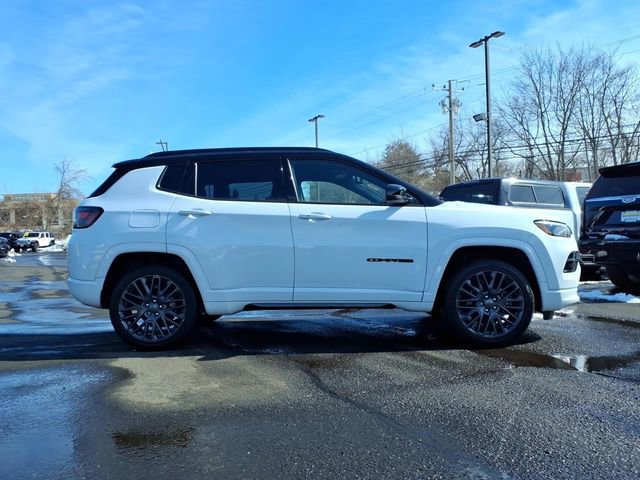 Used 2023 Jeep Compass High Altitude image 2