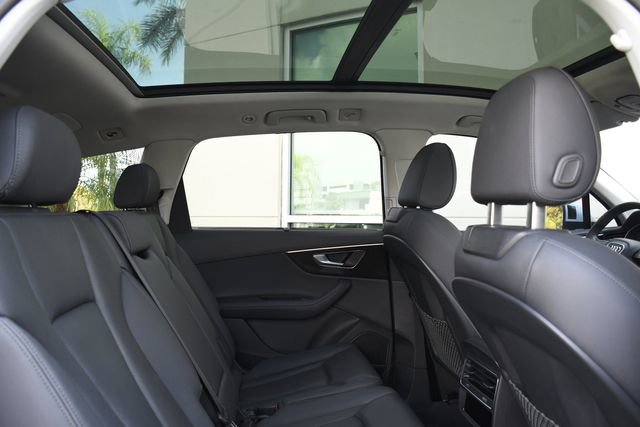 Used 2023 Audi Q7 3.0T Prestige w/ Prestige Package AWD/4WD image 27