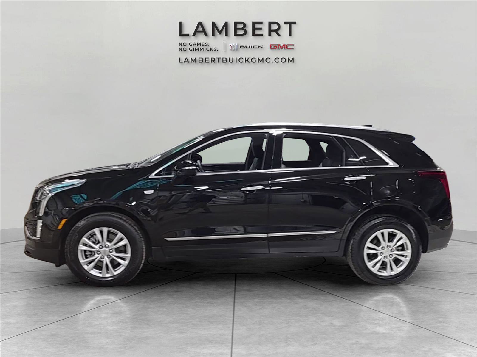 Used 2025 Cadillac XT5 Luxury w/ LPO, Floor Liner Package image 2