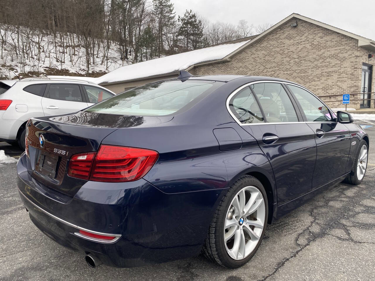 Used 2014 BMW 535i xDrive Sedan image 4