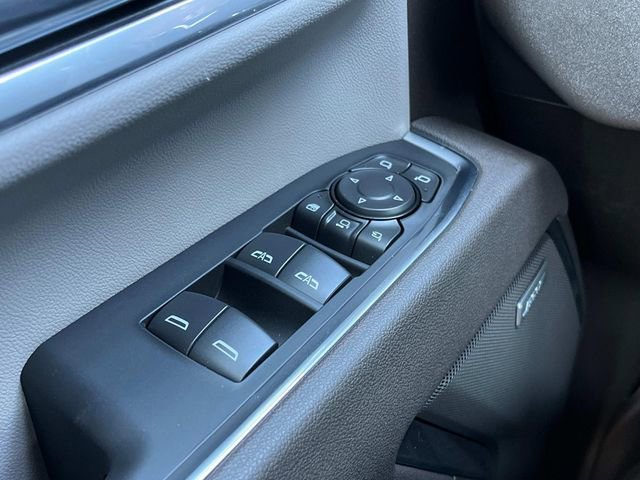 New 2025 GMC Sierra 2500 SLT w/ SLT Premium Package image 27