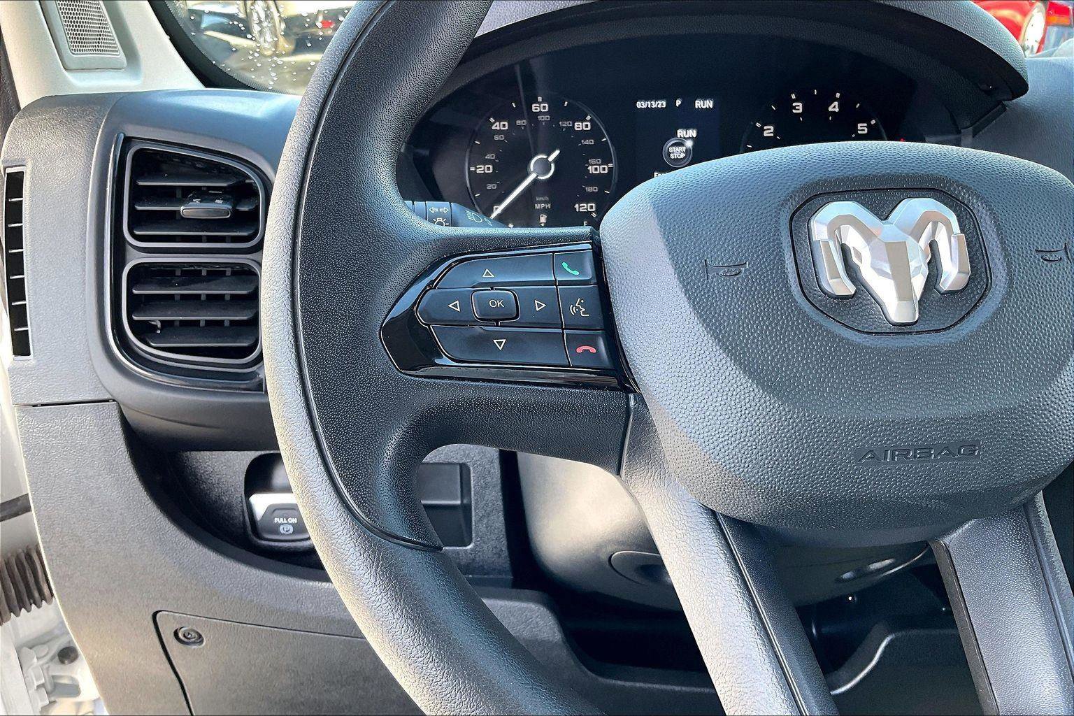 Used 2025 RAM ProMaster 2500 w/ Convenience Group image 19