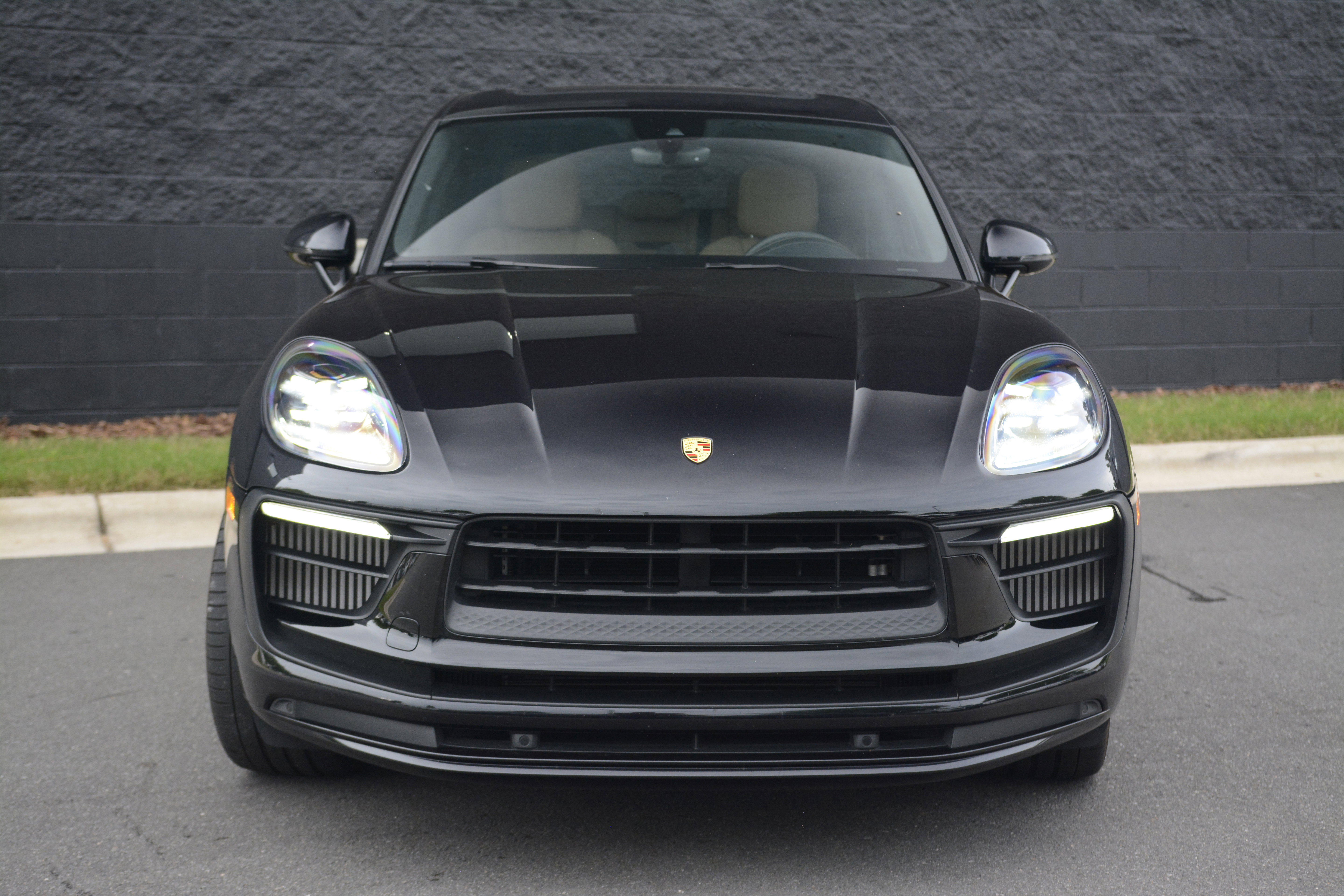 Certified 2023 Porsche Macan GTS AWD/4WD image 10