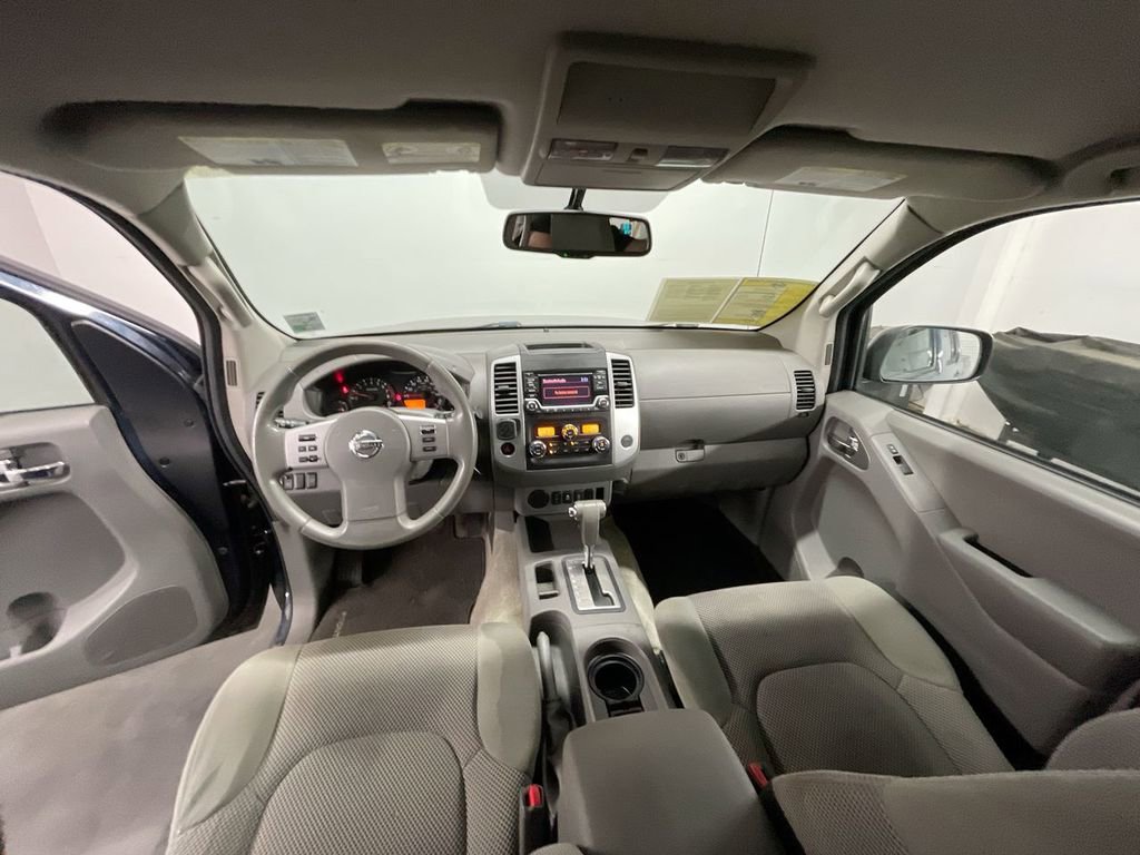 Used 2015 Nissan Frontier SV w/ SV Value Truck Package image 18