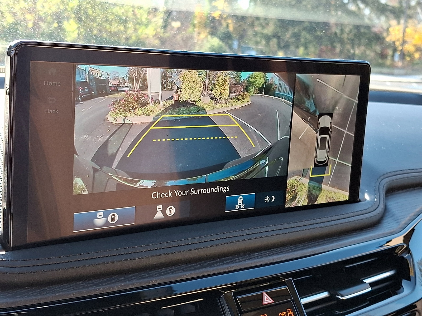 Used 2025 Acura MDX SH-AWD w/ Advance Package image 19