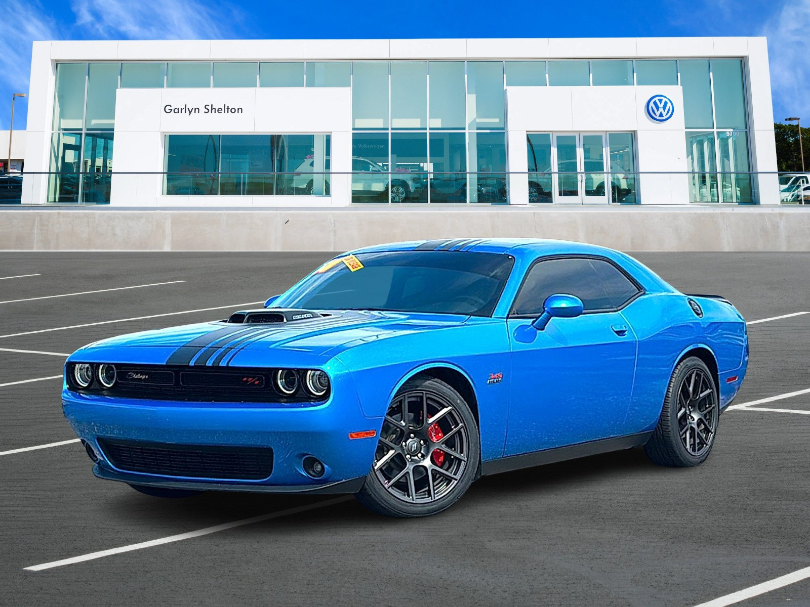 Used 2018 Dodge Challenger R/T Plus RWD image 1