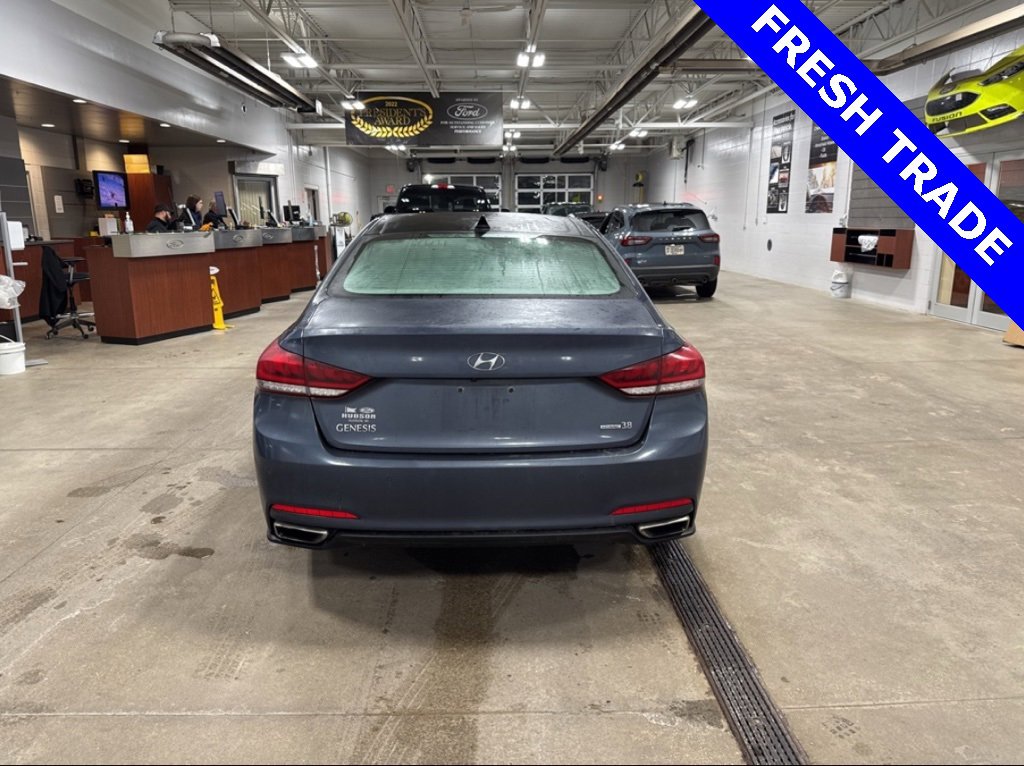 Used 2015 Hyundai Genesis 3.8 w/ Option Group 03 image 5