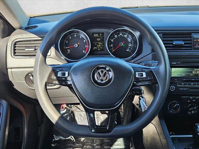 Used 2015 Volkswagen Jetta S FWD image 14
