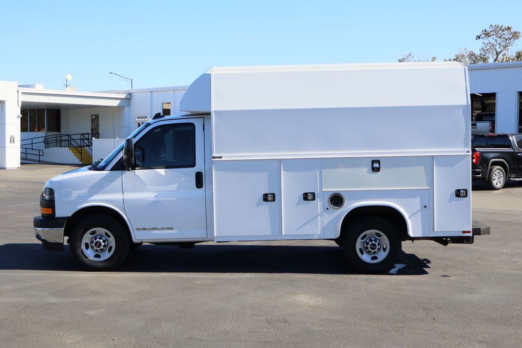 Used 2023 GMC Savana 3500 w/ Power Convenience Package image 5