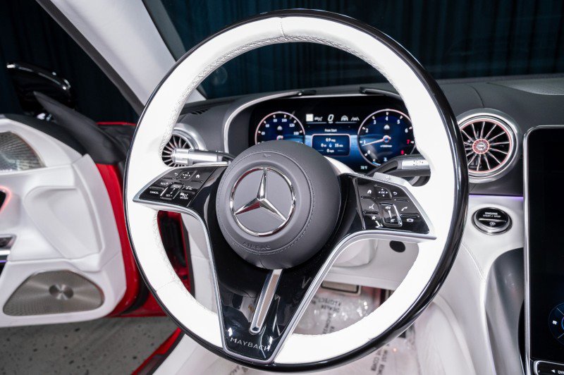 Certified 2026 Mercedes-Benz Maybach SL 680 image 23