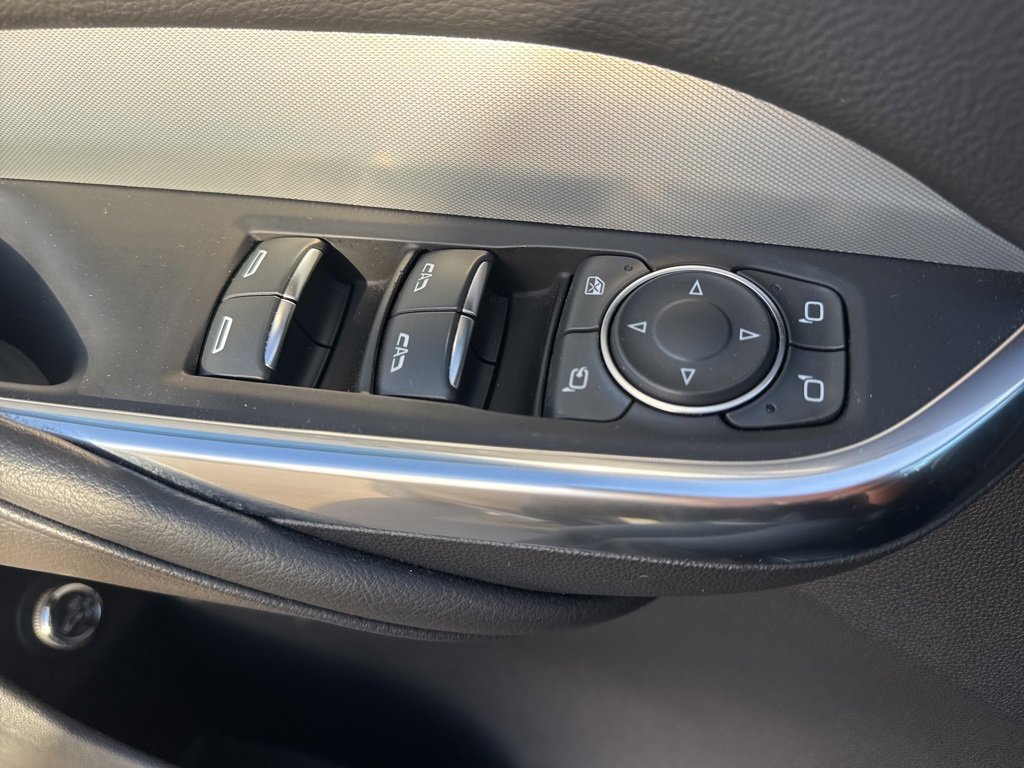 Used 2022 Cadillac XT4 Premium Luxury w/ Enhanced Visibility Package image 12