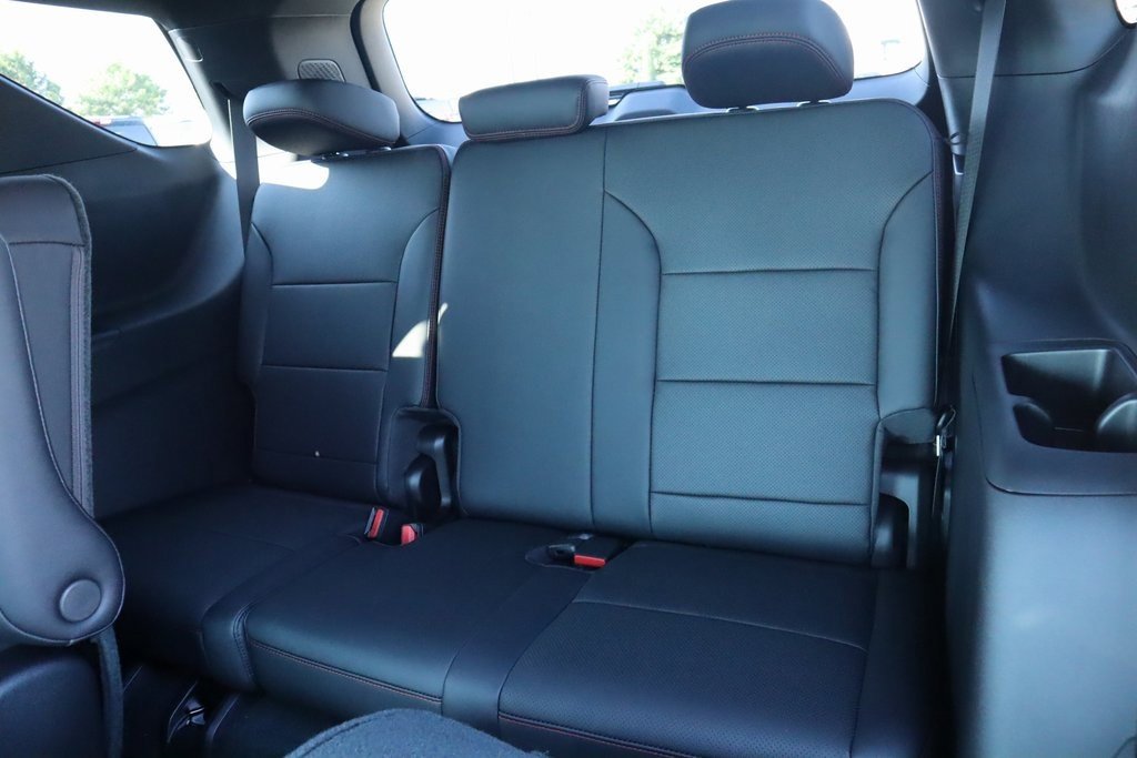 New 2026 Chevrolet Traverse RS image 13