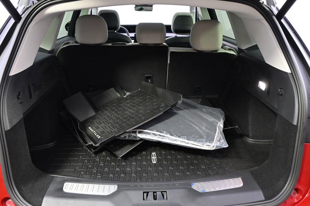 New 2026 Lincoln Nautilus Reserve image 19