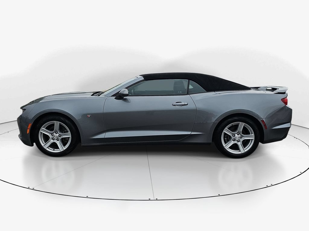 Used 2020 Chevrolet Camaro LT RWD image 10