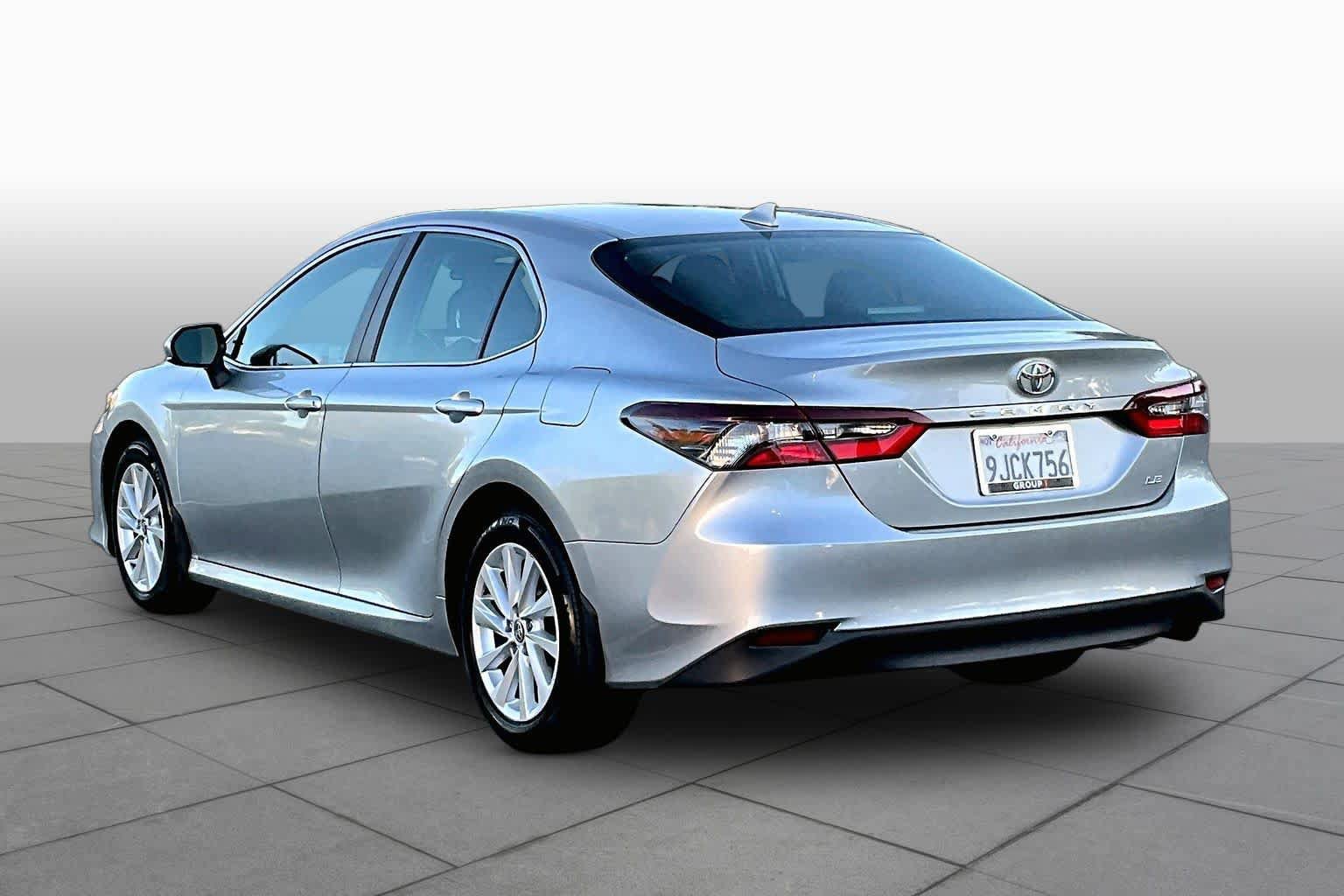 Used 2024 Toyota Camry LE FWD image 11
