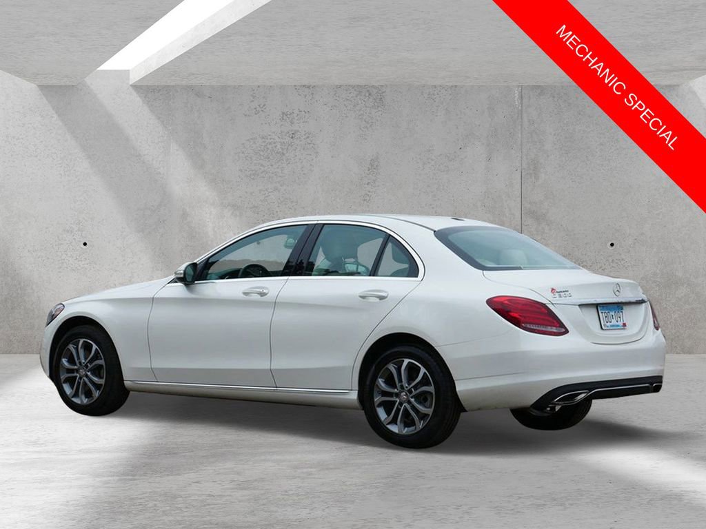Used 2015 Mercedes-Benz C 300 4MATIC Sedan image 4