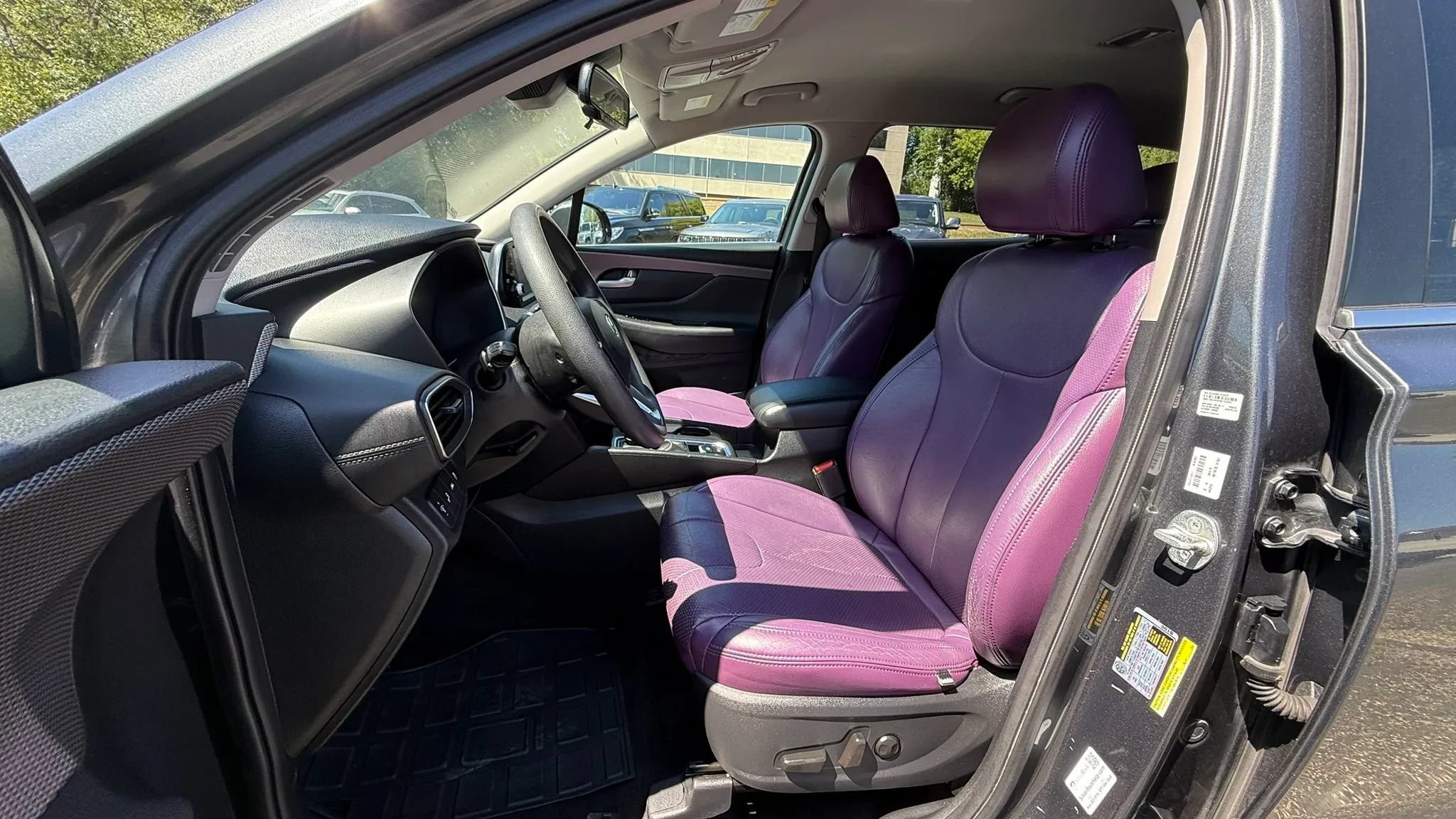 Used 2020 Hyundai Santa Fe SEL FWD image 2