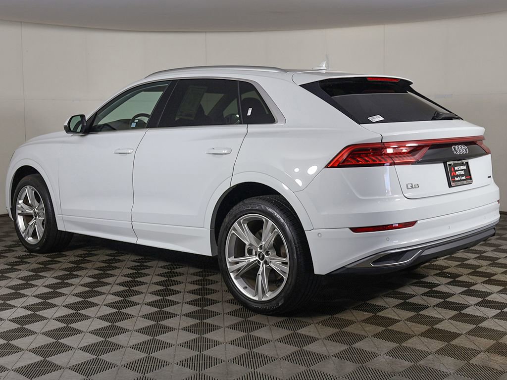 Used 2023 Audi Q8 Premium Plus image 10