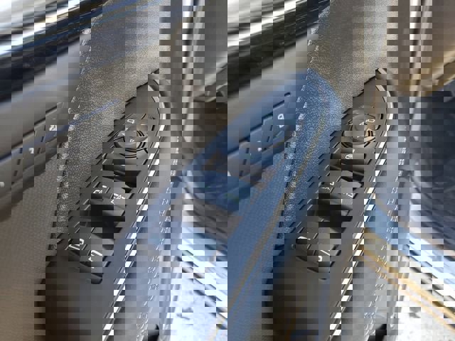 New 2026 Buick Envision Preferred image 18