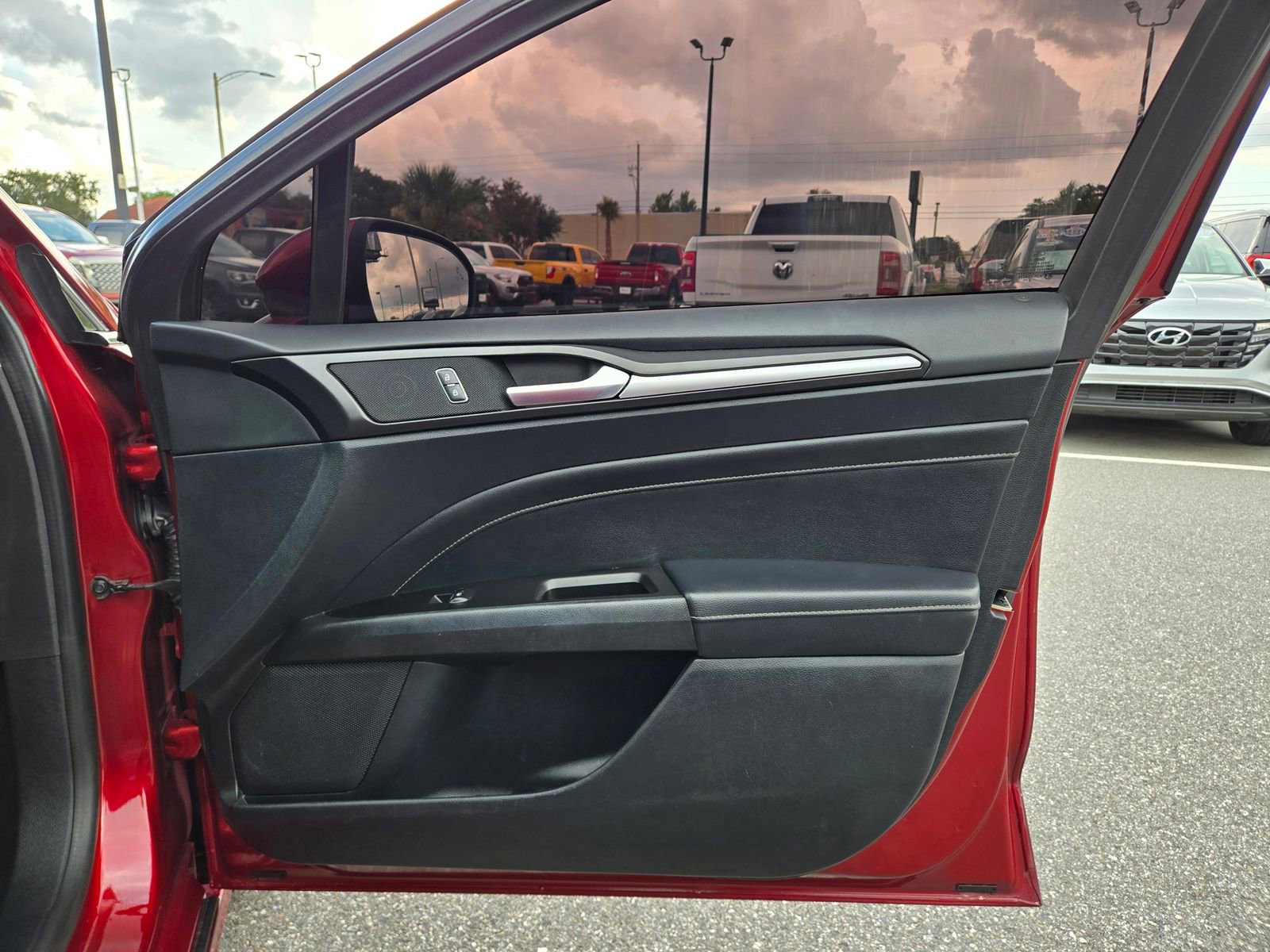 Used 2019 Ford Fusion Titanium image 47