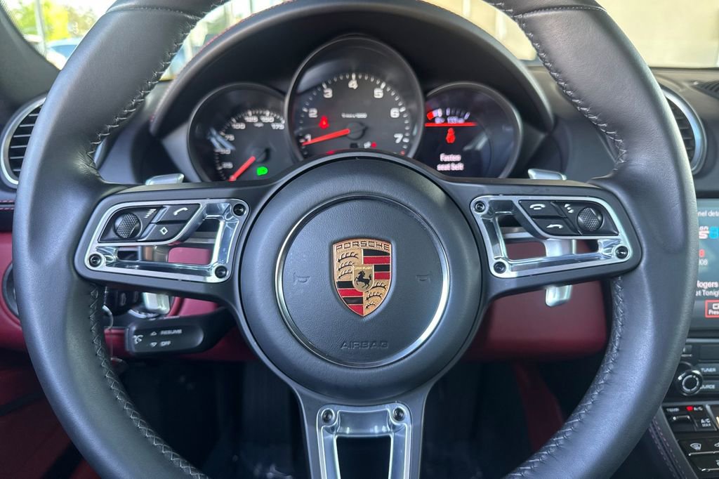 Used 2022 Porsche 718 Cayman RWD image 20