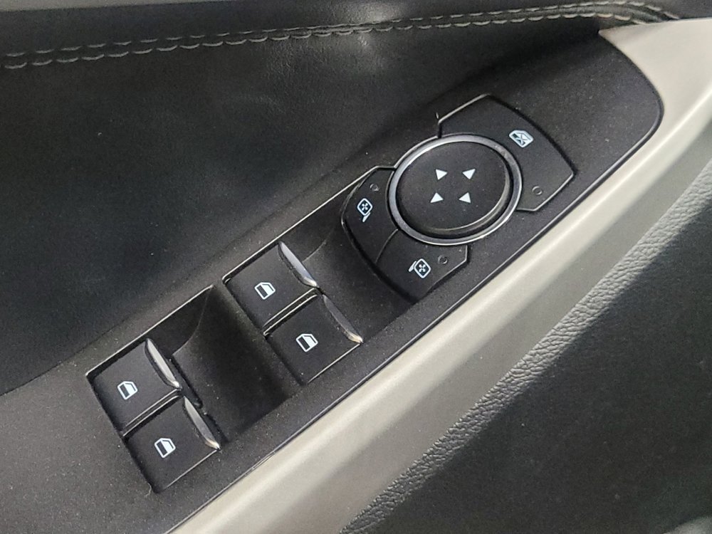 Used 2022 Ford Explorer XLT image 27