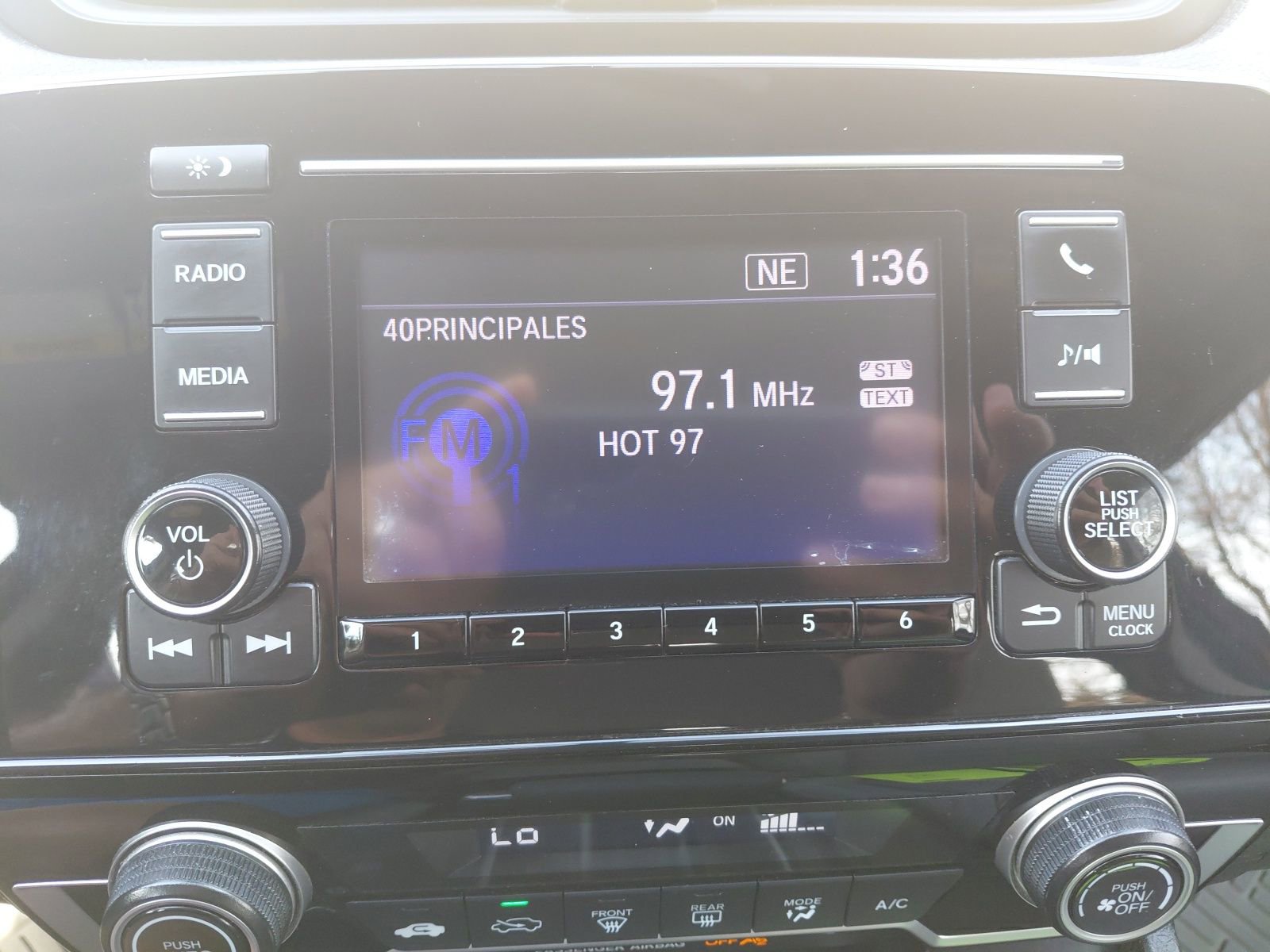 Used 2019 Honda CR-V LX image 8