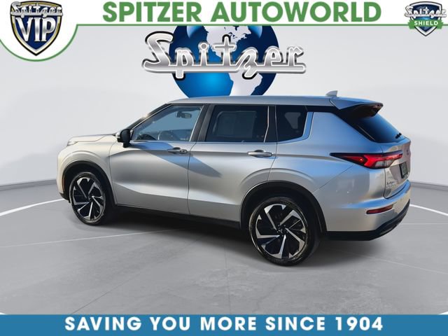 Used 2023 Mitsubishi Outlander SE image 7