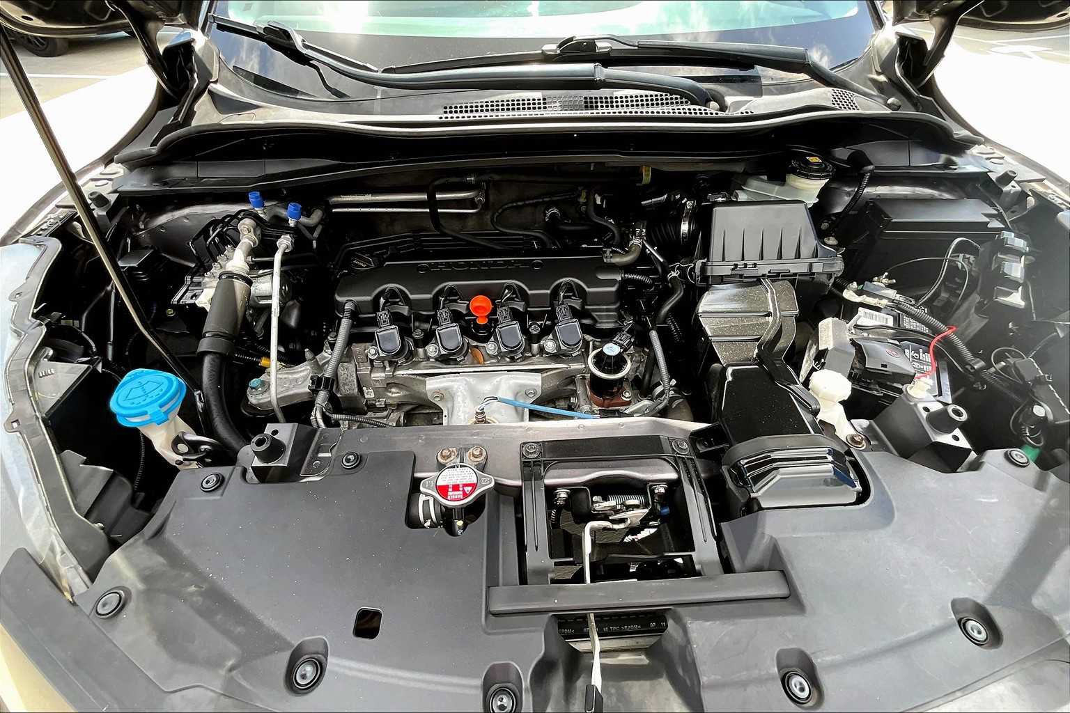 Used 2017 Honda HR-V EX image 32