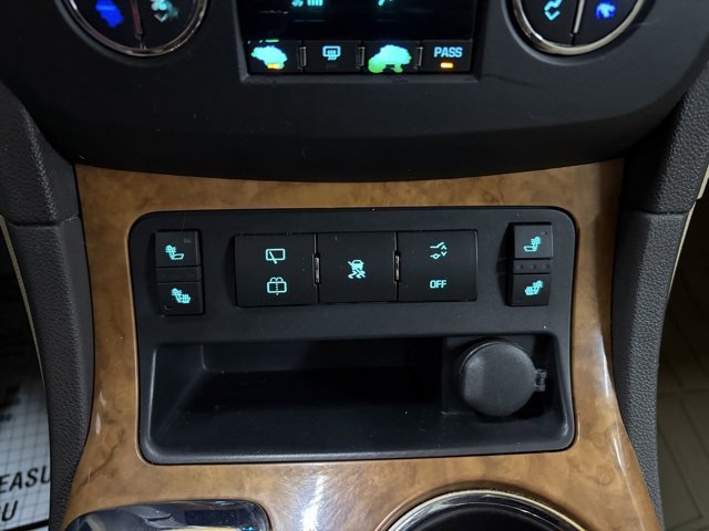 Used 2011 Buick Enclave CXL image 51