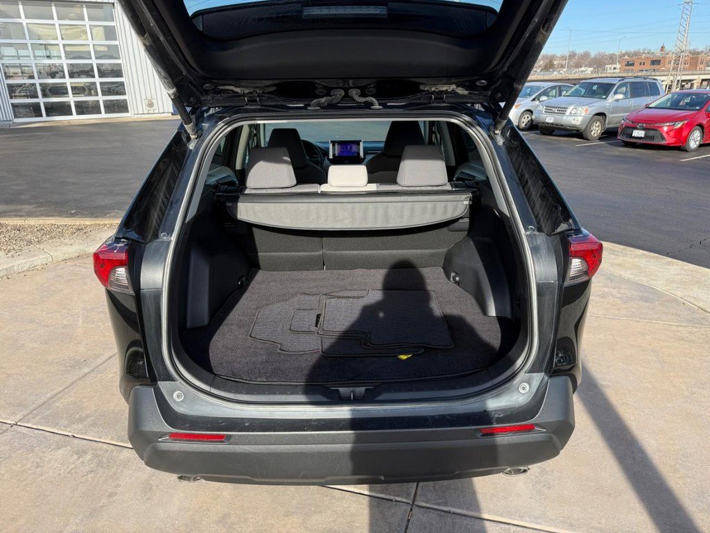 Certified 2024 Toyota RAV4 XLE w/ Convenience Package AWD/4WD image 8