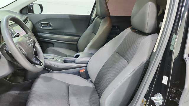 Used 2022 Honda HR-V EX image 11