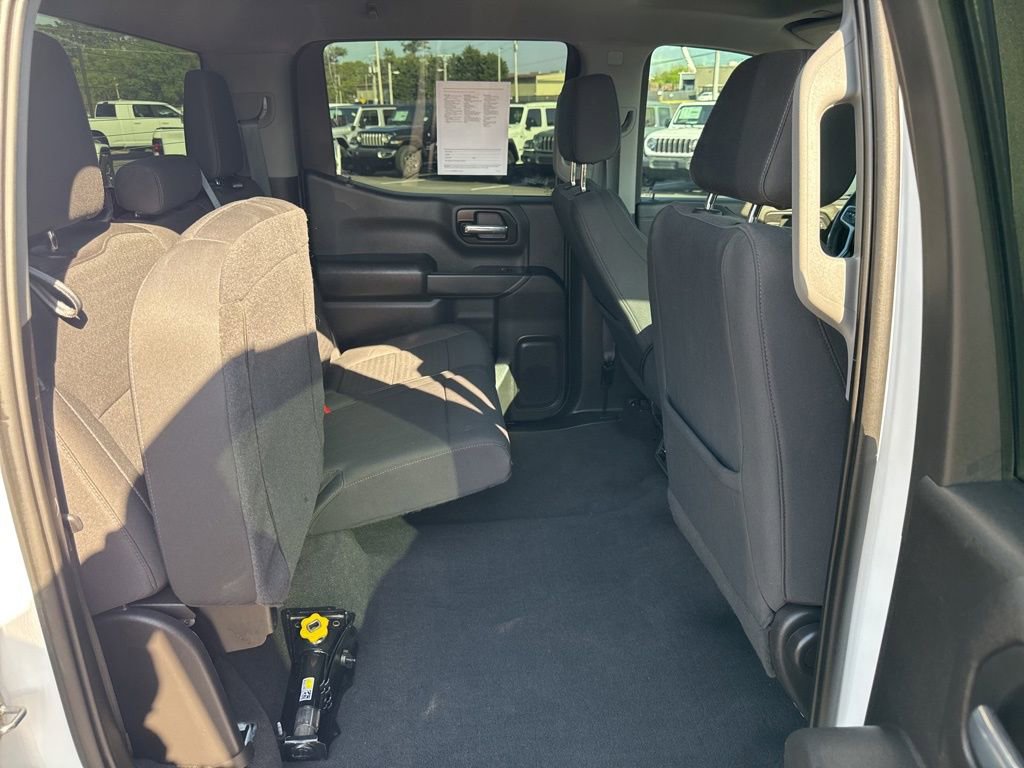 Used 2022 Chevrolet Silverado 1500 LT image 19