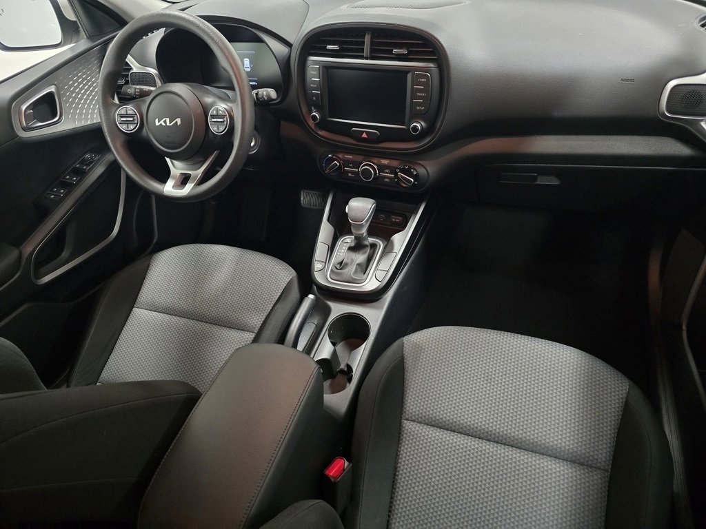 Used 2023 Kia Soul LX w/ LX Technology Package image 20