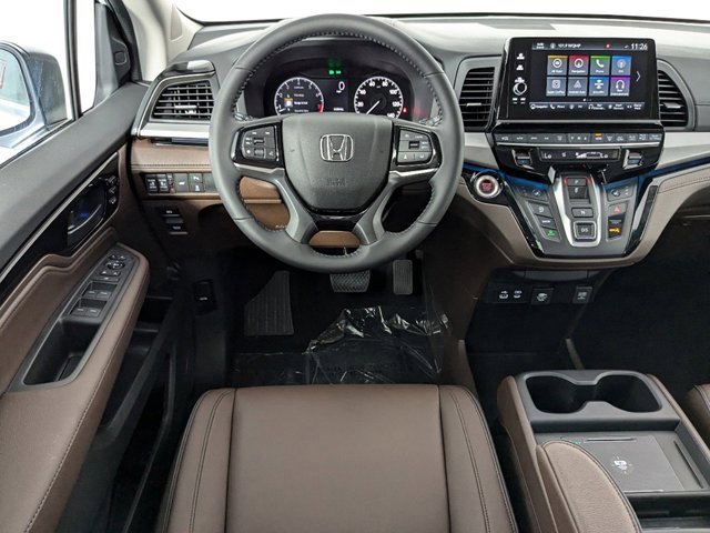 New 2026 Honda Odyssey Touring image 14