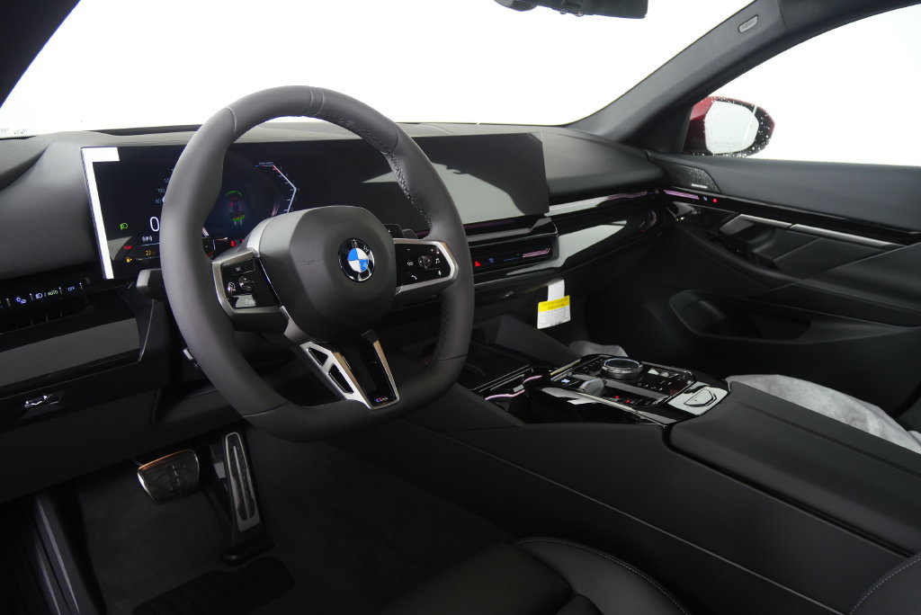 Used 2026 BMW 530i w/ M Sport Package RWD image 13